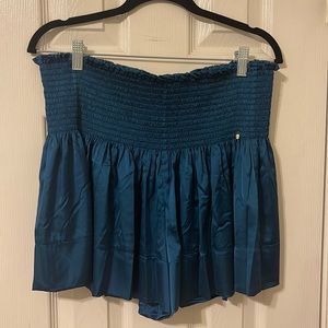 NWT Natural Life shorts! (KOCH DUPE)